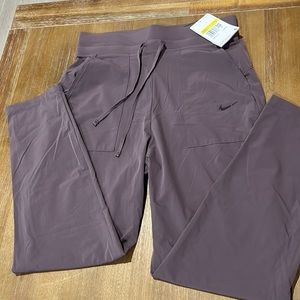 NWT NIKE VERY lightweight, beautiful color. Drawstring and elastic waist.